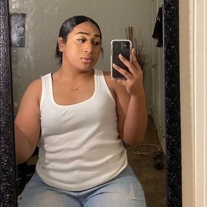 Meet your Posher, Delilah